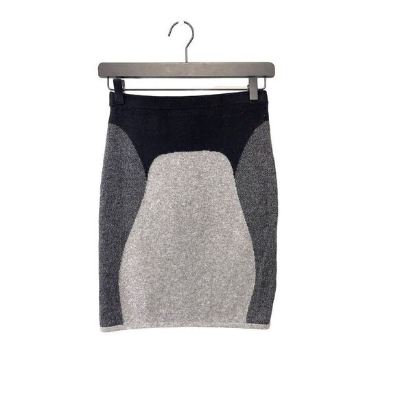 Quinn Vanessa Cashmere Mini Skirt Color Block Grey Black Size XS - Picture 3 of 6